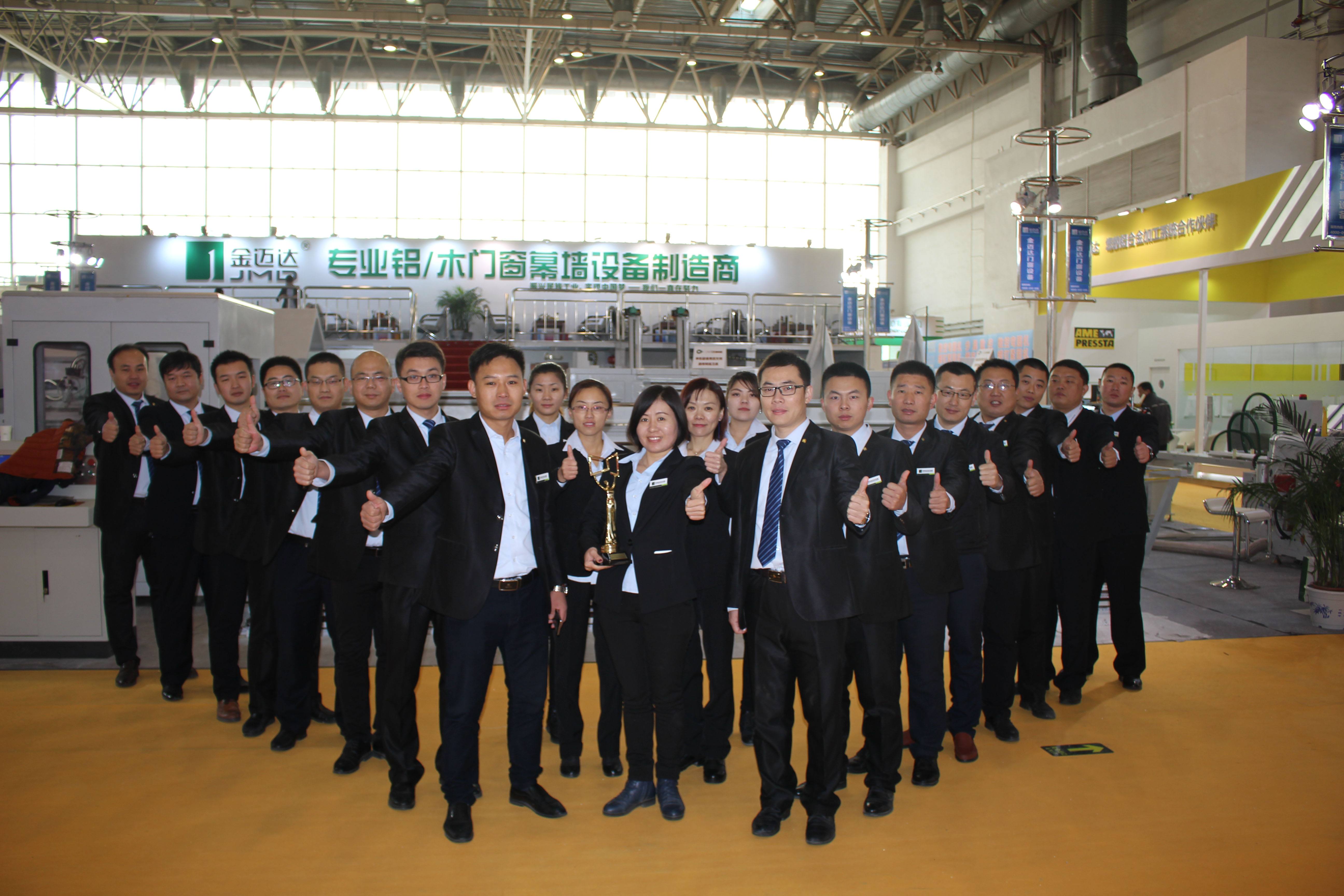 職業(yè)裝定制 職業(yè)裝定制